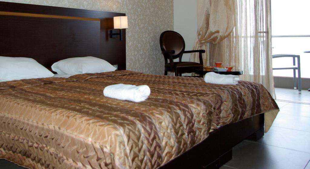 Dion Hotel Paralía Buitenkant foto